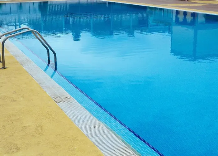 Aquamarine Marfil - Sun And Pool Daire